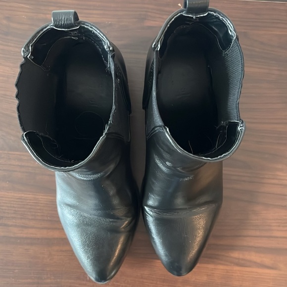 Call It Spring Black Chelsea Ankle Boots – Size 7 - Picture 4 of 6